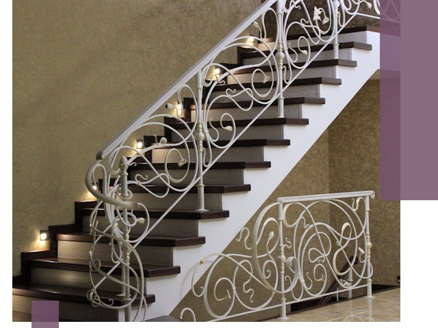 Кованые лестницы под ключ в Салавате — изготовление и монтаж