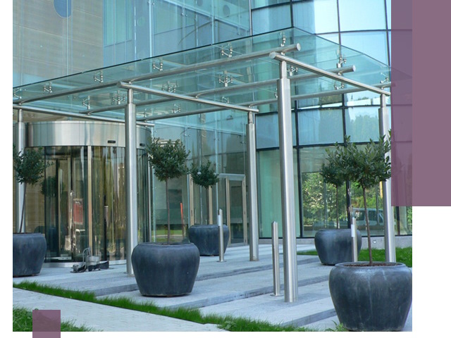 Навесы из стекла на заказ в Салавате — монтаж и установка