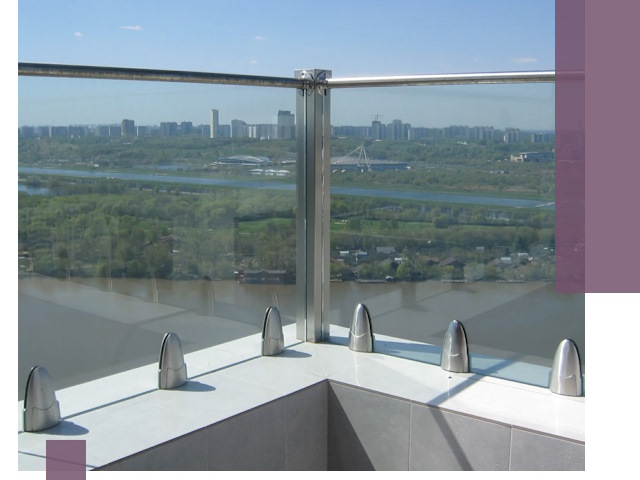 Стеклянные парапеты премиум класса в Салавате для домов и бизнесов